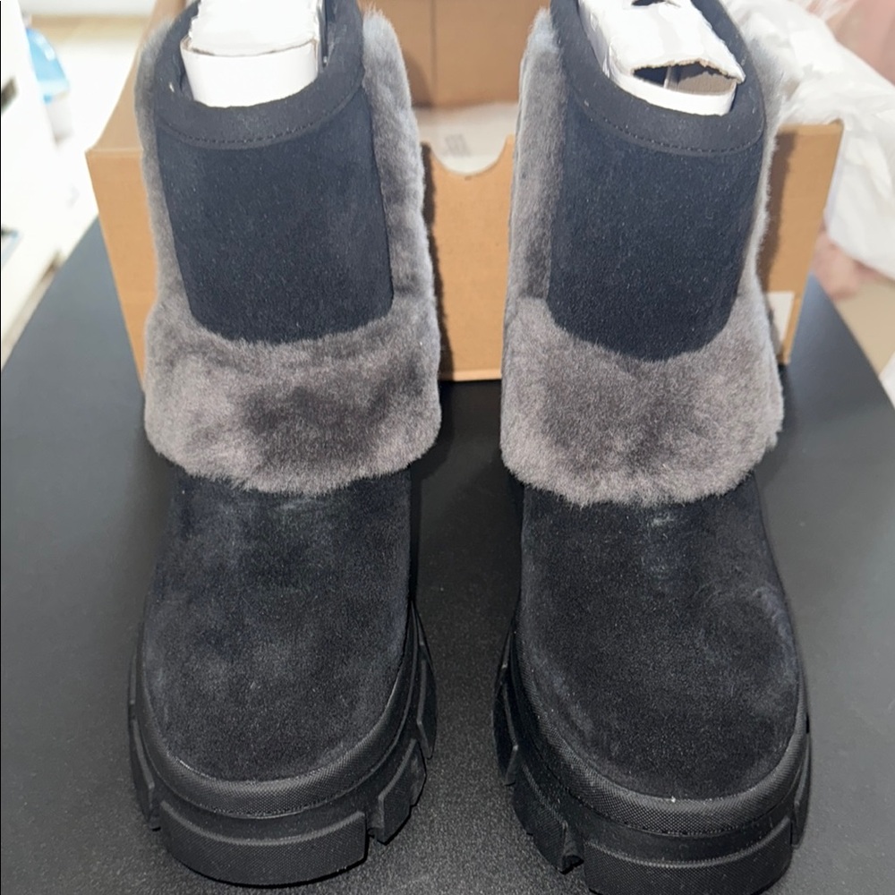 Women's Black and Gray Fur-Lined Boots
